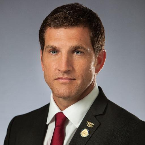 Scott taylor portrait